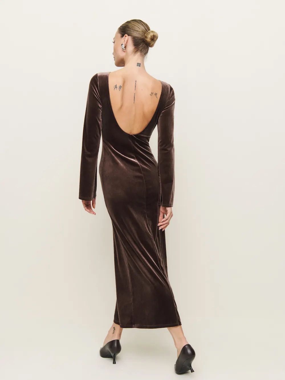 Reformation Delphina Mushroom Brown Velvet Long-Sleeve Midi Dress - Picture 3 of 6